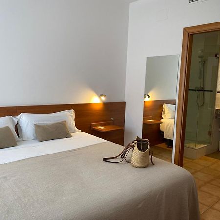 Vehi Hotel Cadaques Luaran gambar