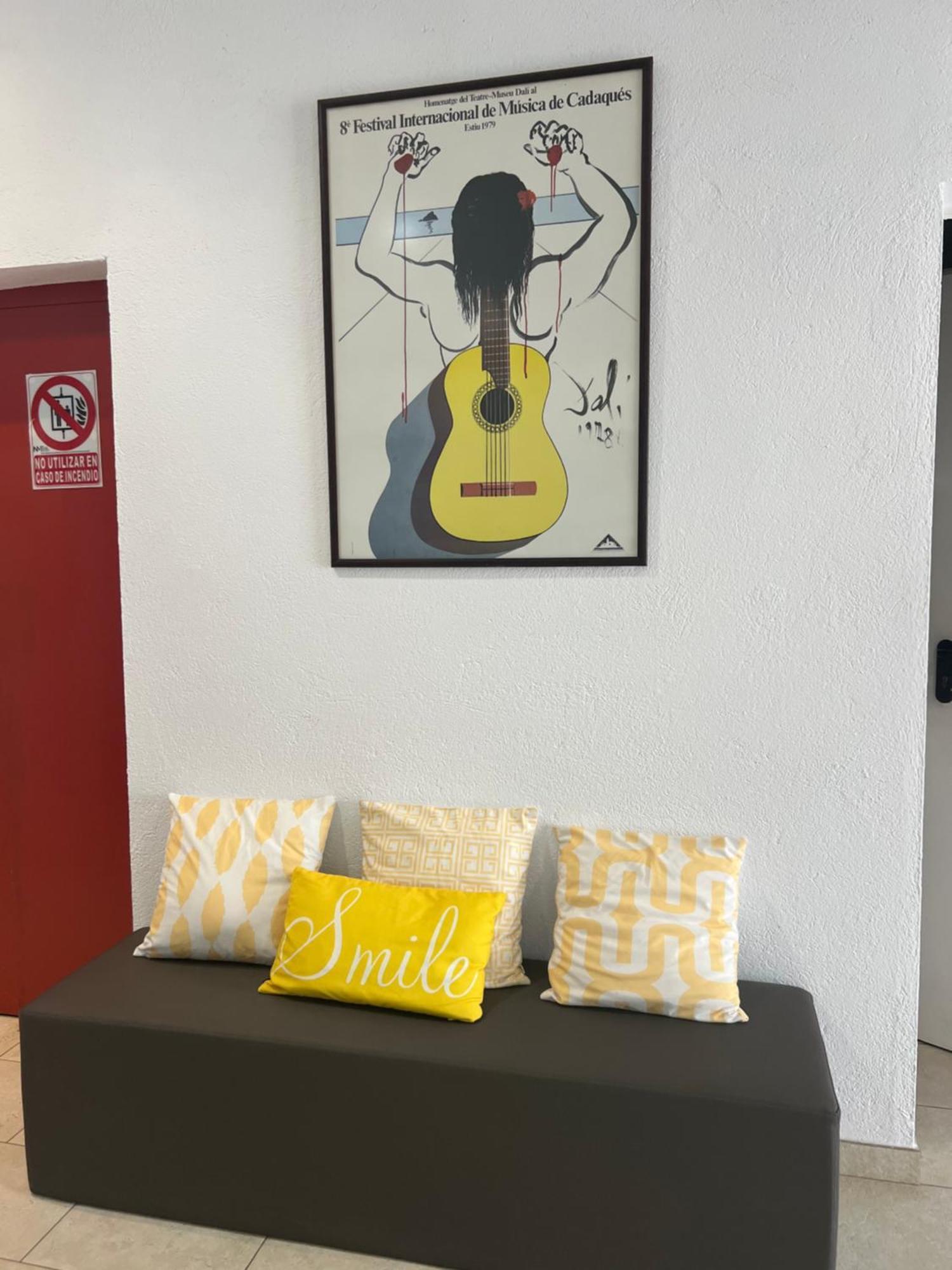 Vehi Hotel Cadaques Luaran gambar