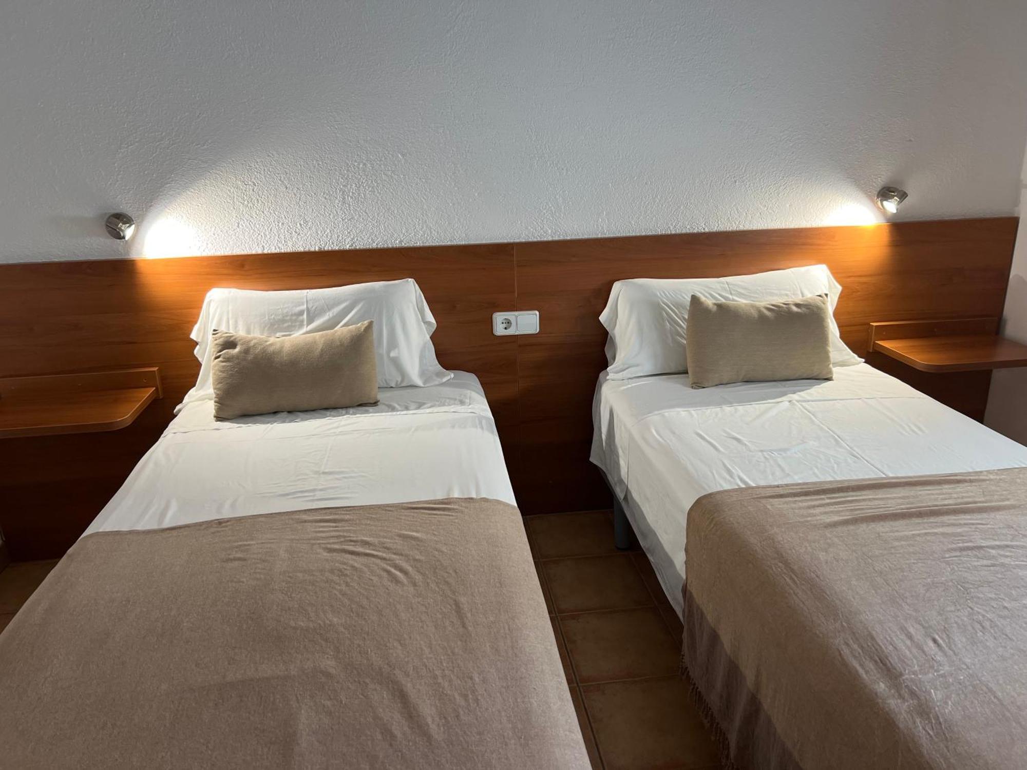 Vehi Hotel Cadaques Luaran gambar